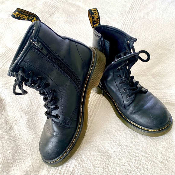 Dr. Martens Juniors Softy T Leather Boots Kids Size US2 UK1 EU33 - Picture 13 of 16